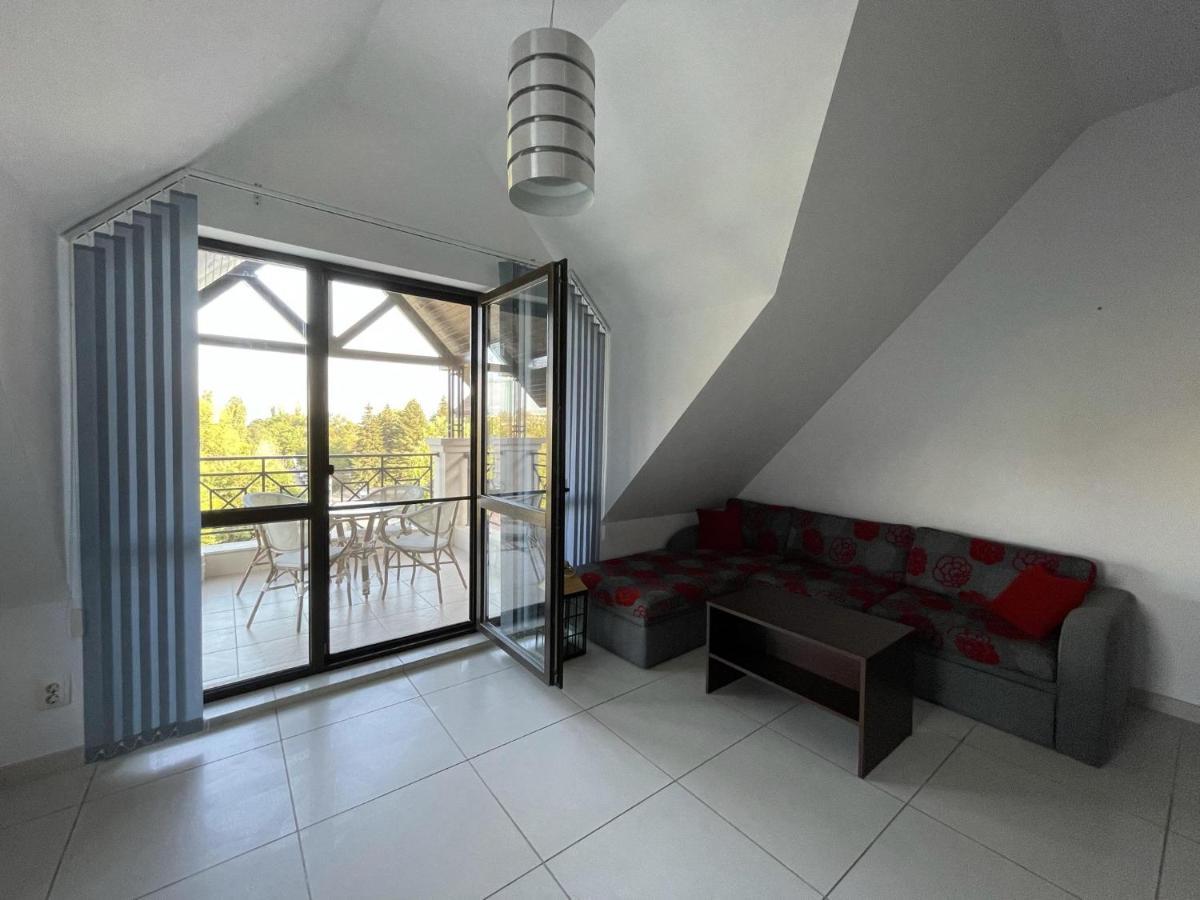 Stunning 2-Bed Apartment In Sea Resort Varna セインツ・コンスタンティン＆ヘレナ エクステリア 写真
