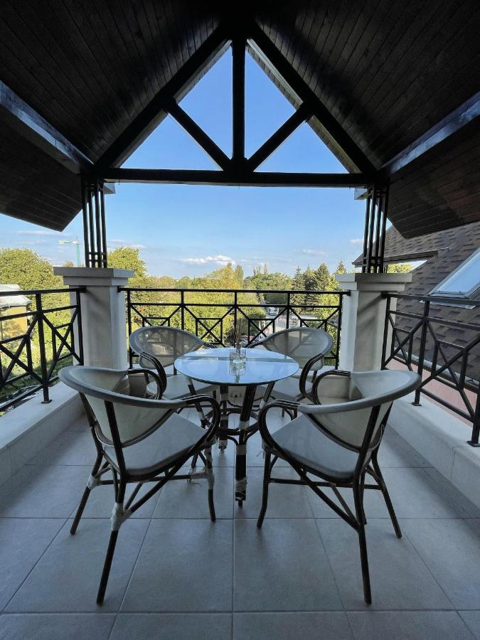Stunning 2-Bed Apartment In Sea Resort Varna セインツ・コンスタンティン＆ヘレナ エクステリア 写真